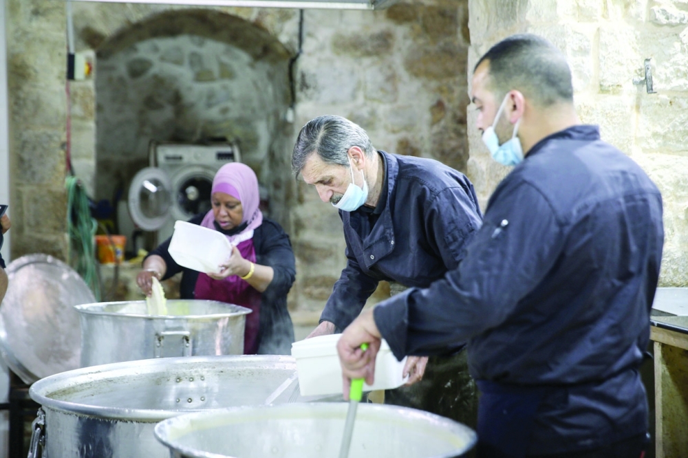 ملحمة خيرية في خاصكي سلطان تتضاعف بشهر رمضان          "الأناضول" 