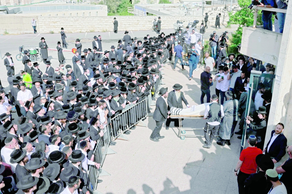 مراسم تشييع ضحايا الحادثة  "أ ف ب"