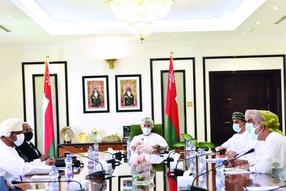 من الاجتماع 