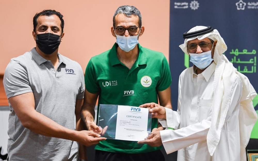 تكريم المشاركين في الدورة