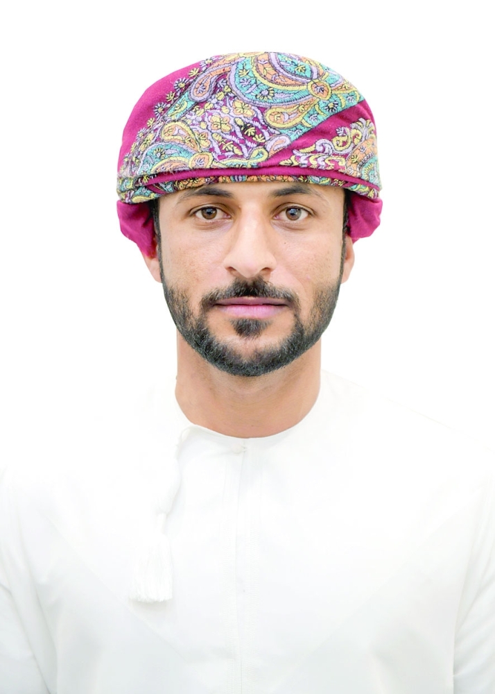 علي الهنائي