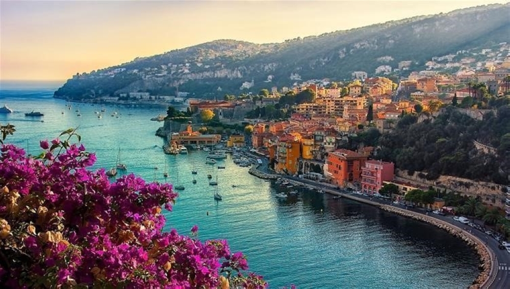 نيس الفرنسية كما تبد من فوق