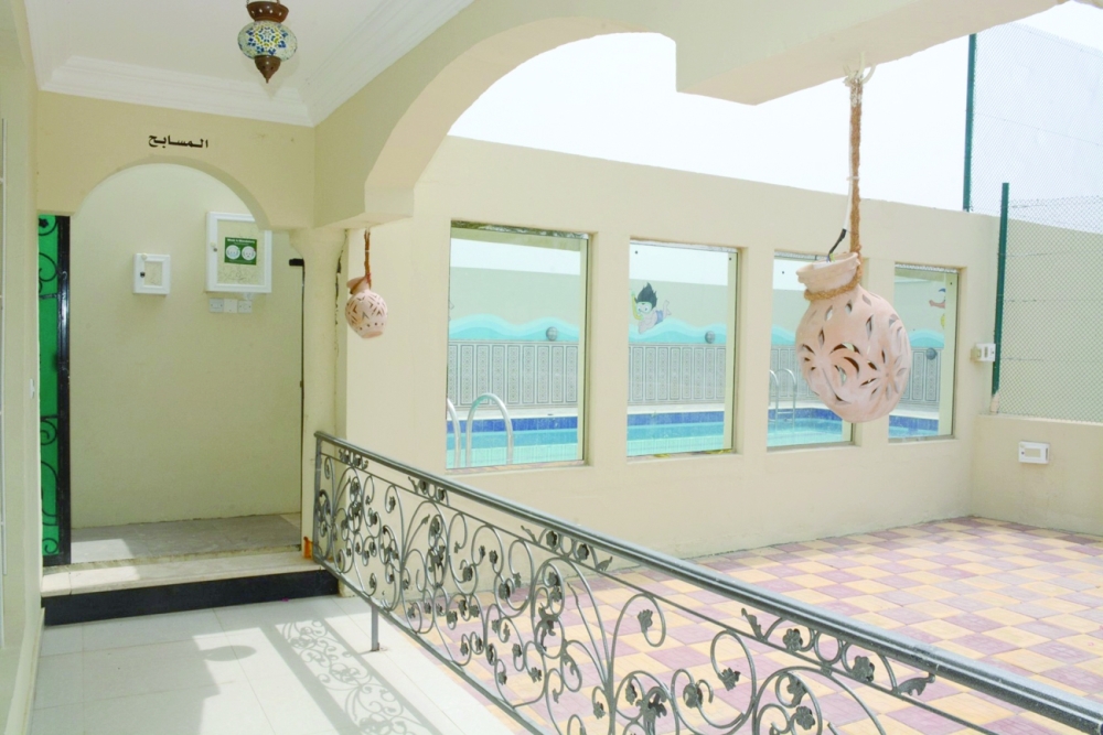 تصاميم وأعمال علي اليحيائي 