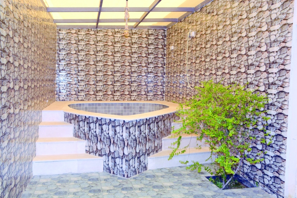 تصاميم وأعمال علي اليحيائي 