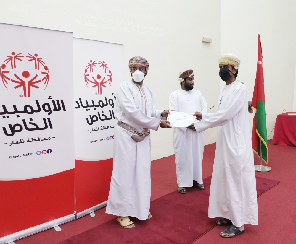 من تكريم المشاركين والمتطوعين في برنامج الأولمبياد الخاص