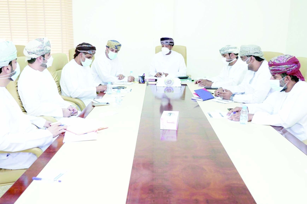 خلال اجتماع مجلس إدارة فرع الغرفة بشمال الشرقية