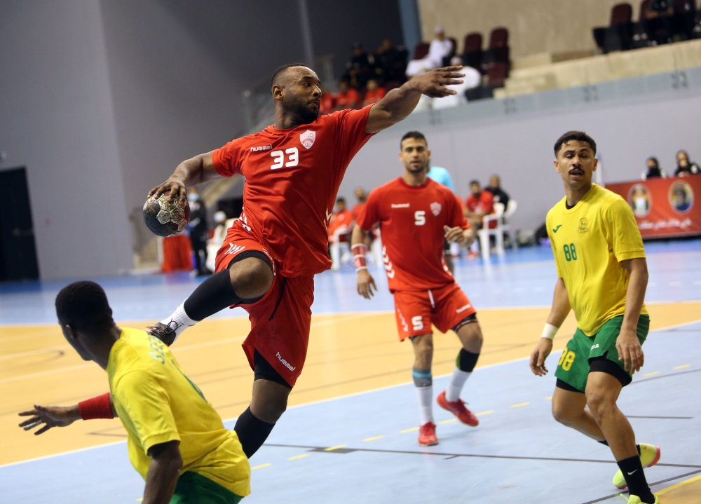 من المسابقات المحلية الماضية لكرة اليد