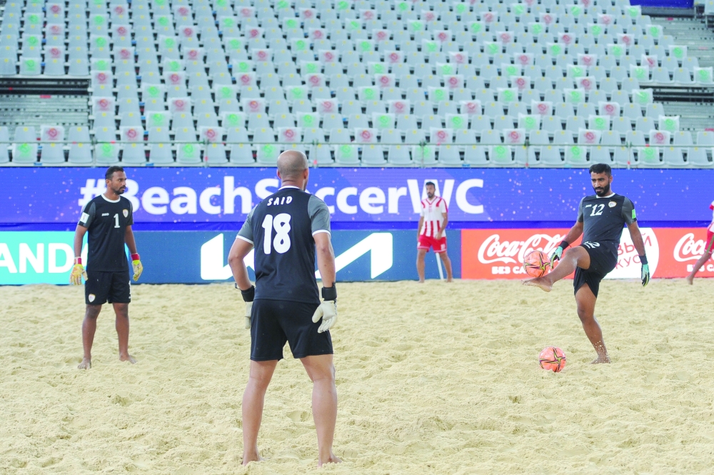 جانب من تدريبات الحراس