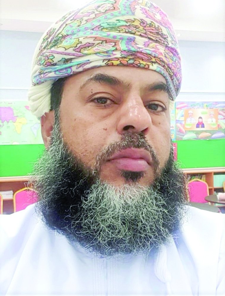 د.حارث البحري