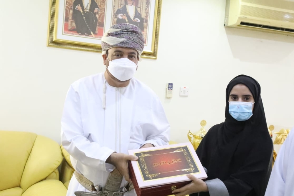 من تكريم الطلبة بصحم 