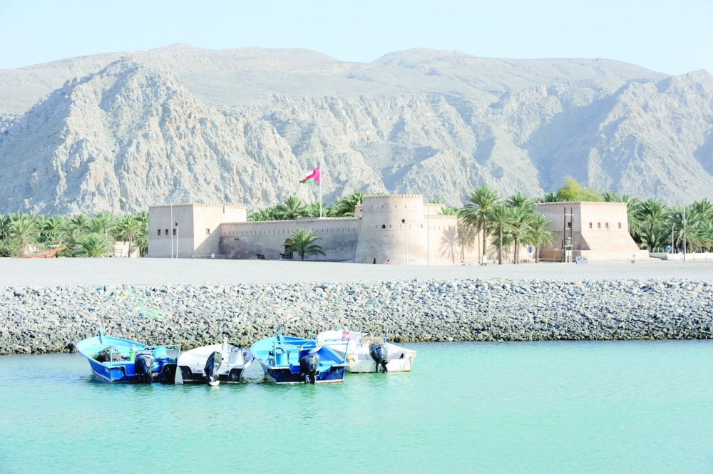 ولاية خصب تجمع التراث العريق مع جمال البحر والجبال