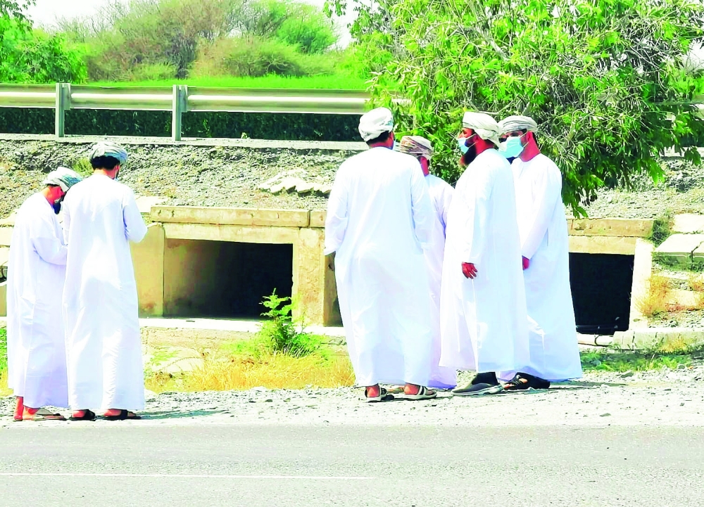 من تفقد المشاريع