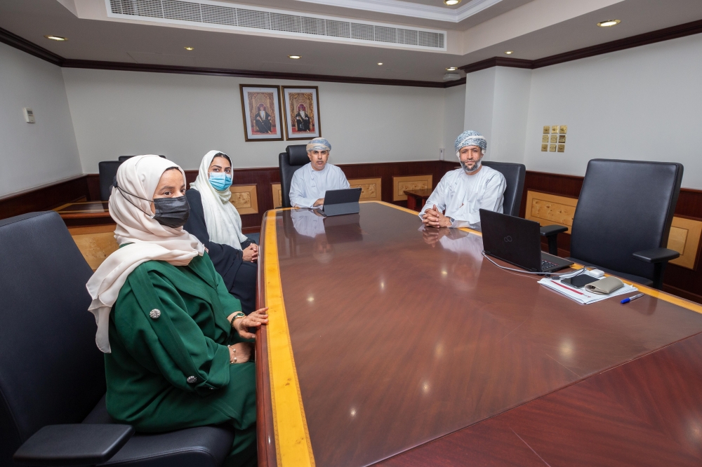 من البرنامج التعريفي