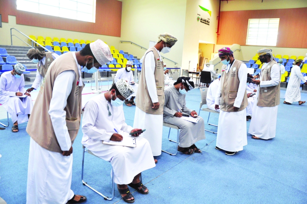 دور حيوي لفريق عبري الخيري داخل قاعة التحصين