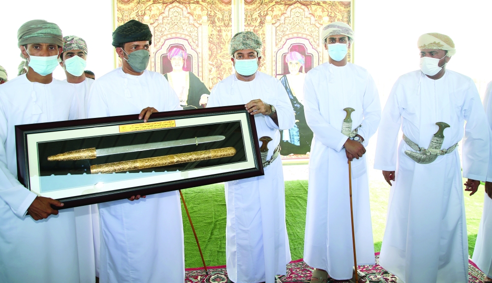 الفائز بالسيف الذهبي أبكار