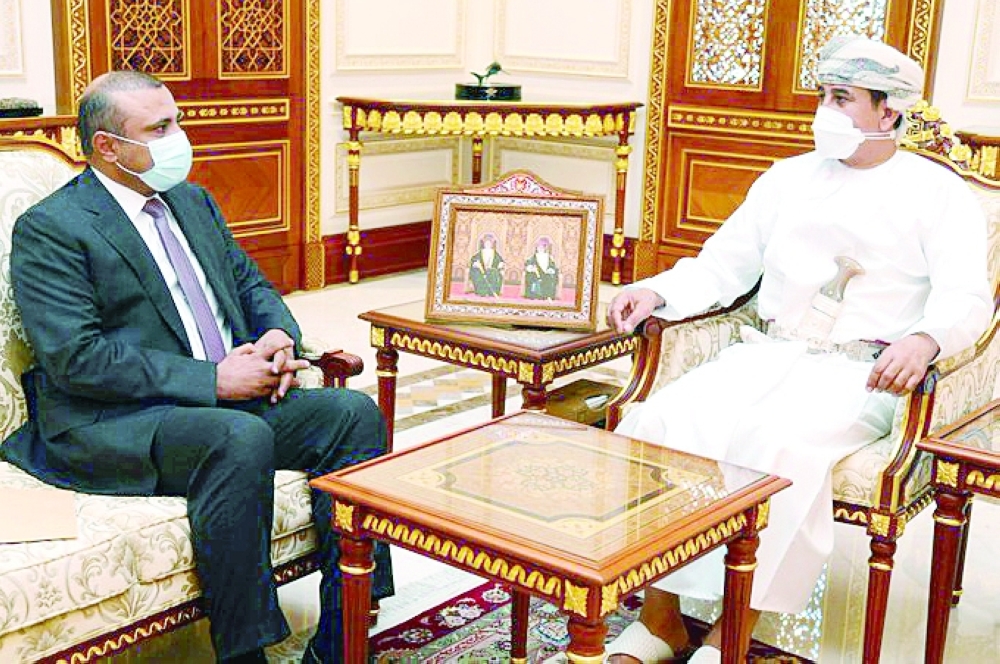 النعماني خلال استقباله السفير