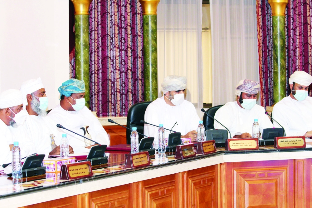 جانب من اجتماع المجلس 