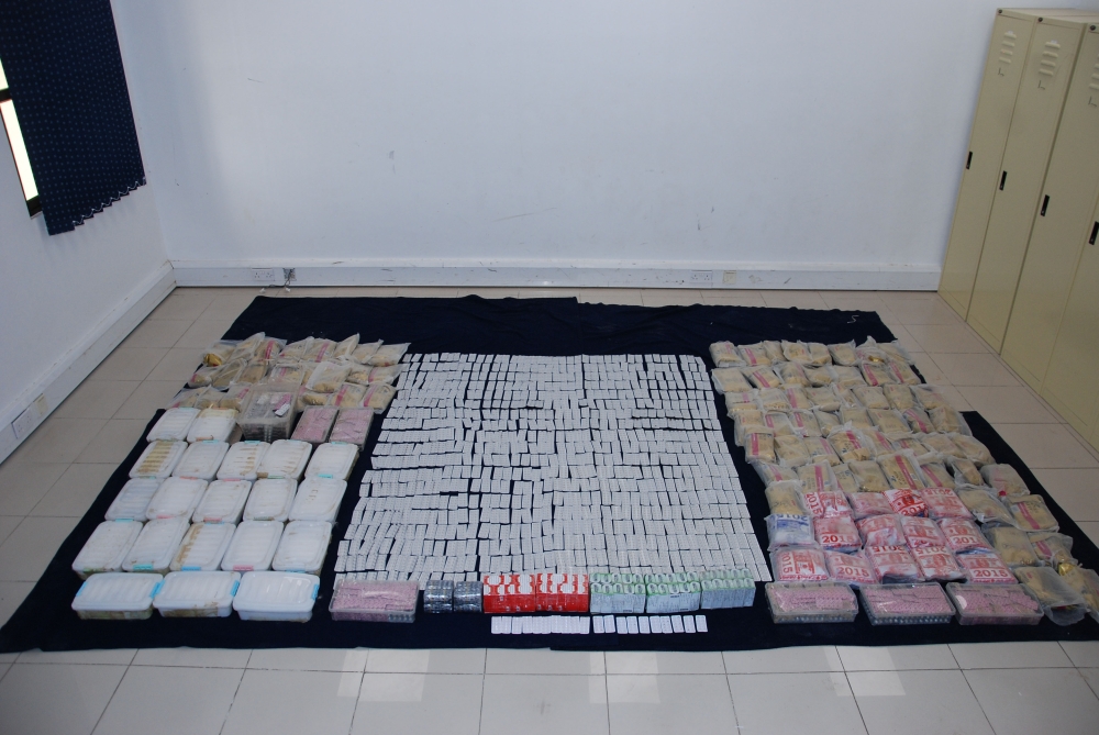 ضبط أنواع مختلفة من المخدرات