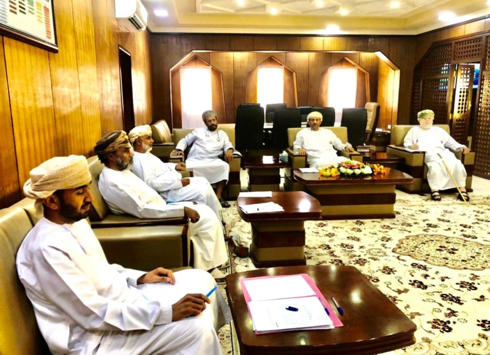 جانب من اجتماع اللجنة