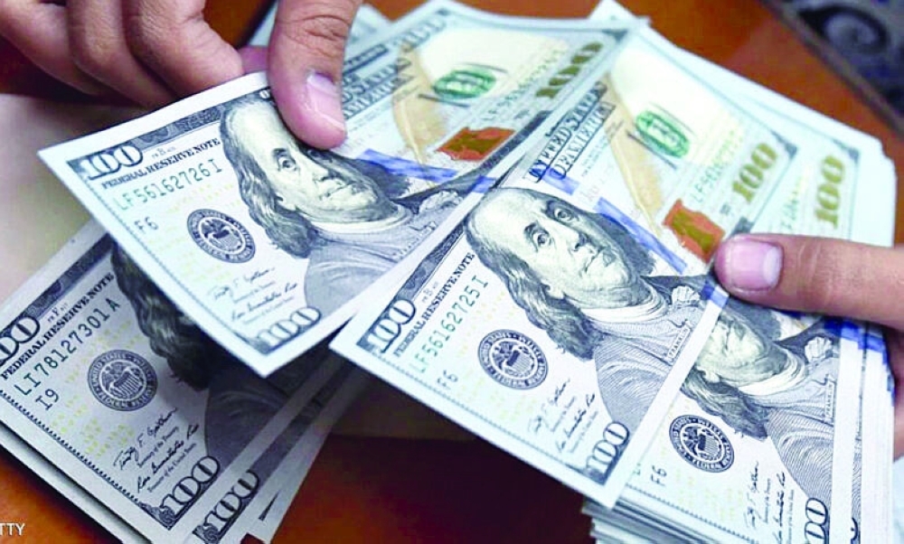 الدولار الأمريكي ما يزال يهيمن على اقتصادات العالم