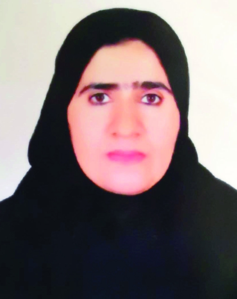 عائشة المدحانية