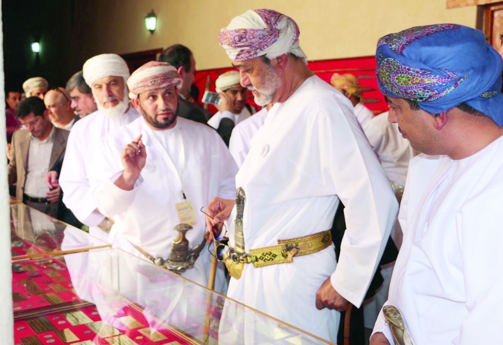 خلال أحد المعارض