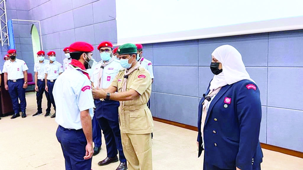 الندابي يكرم الجوالة المستجدين 