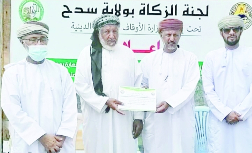 مبادرة جمع زكاة الأنعام تقام للعام الثاني من قبل المختصين بمديرية أوقاف في ظفار إذ تم تقديم 200 ألف ريال عماني
