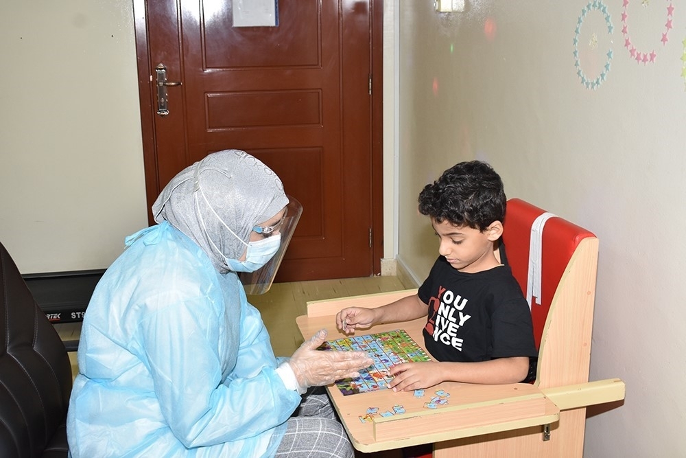 ضرورة الأخذ بالإجراءات الاحترازية الواجب اتباعها في الجلسات التأهيلية