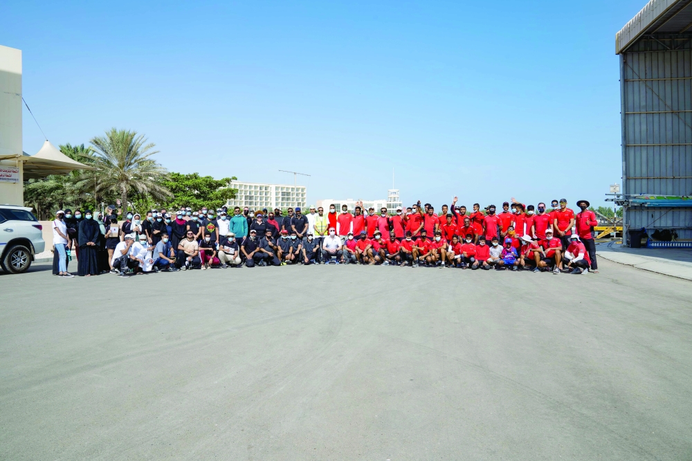 صورة جماعية للمشاركين بالحملة