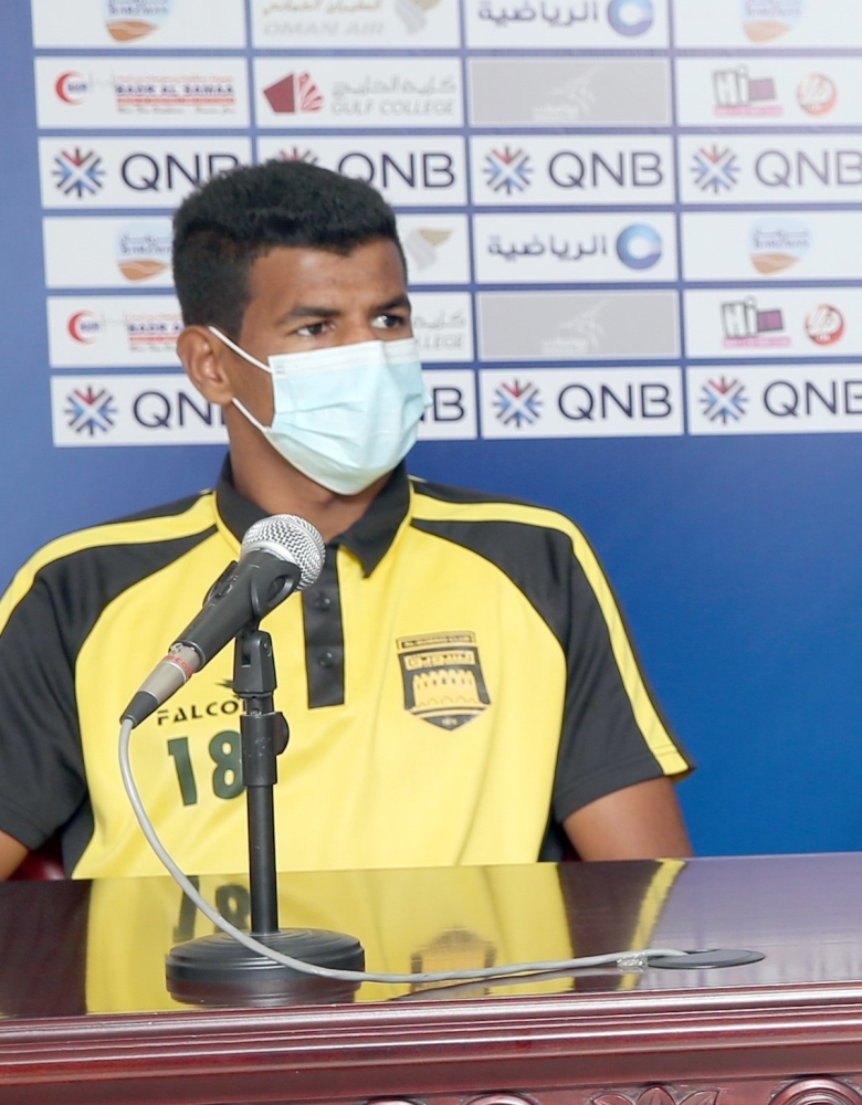 عصام الصبحي يجدد للسويق