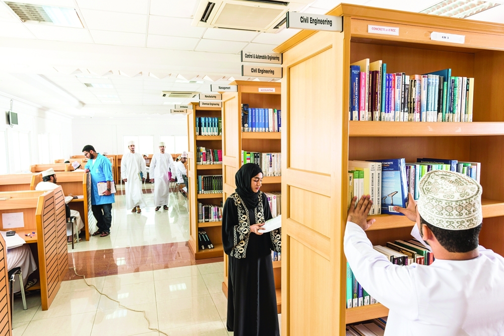 تطوير مهارات الطلبة بما يمكّنهم من التكيف مع العالم المتغير