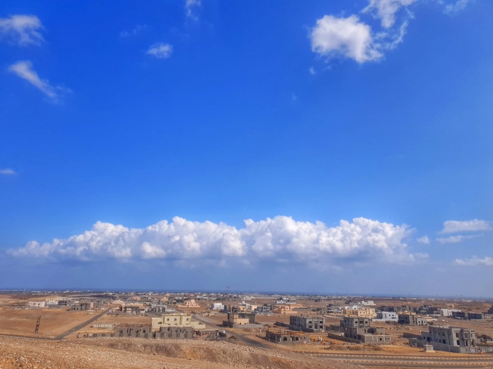 بلغ عدد الأراضي السكنية في المخطط السكني متكامل الخدمات في لوى 2963 أرض