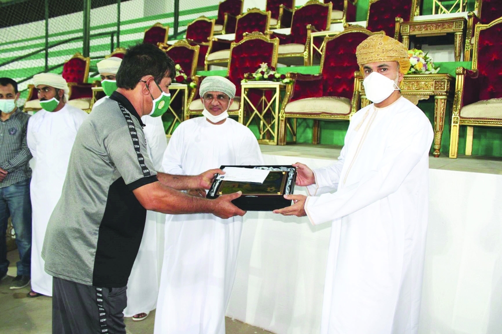 جانب من التكريم