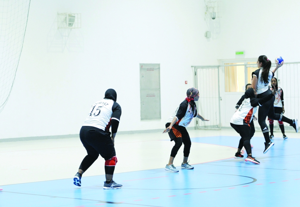 من الحصة التدريبية للأندية المشاركة في الدوري