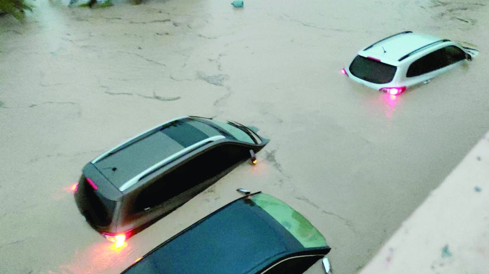 مركبات متضررة