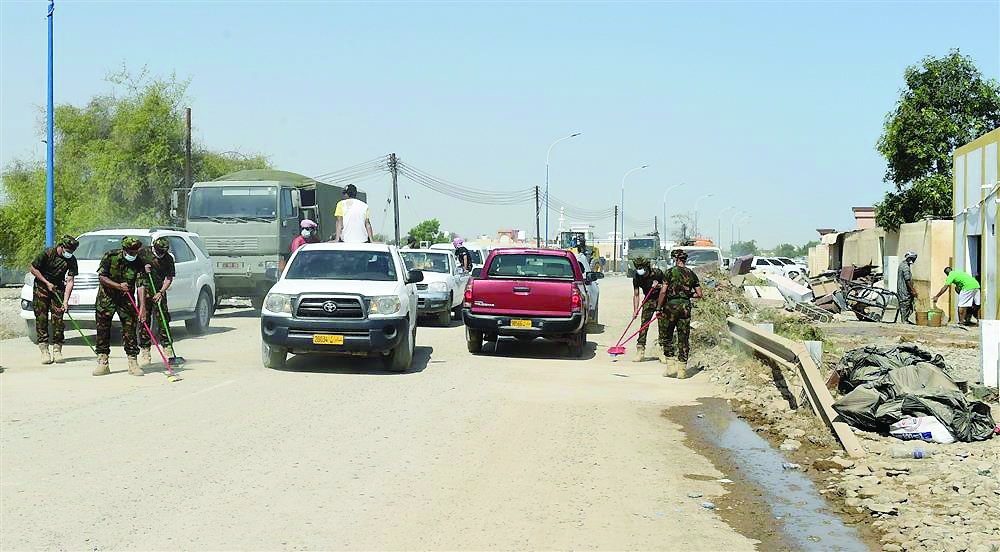 جهود تطوعية كبيرة يقوم بها المواطنون والجهات