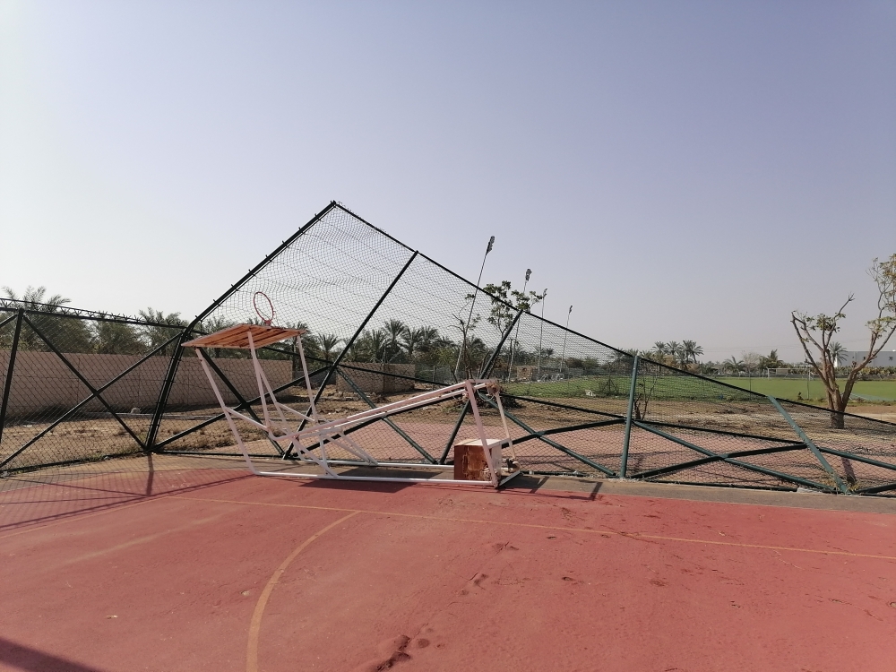 الأضرار التي خلفها إعصار شاهين بمرافق نادي السويق والفرق الأهلية