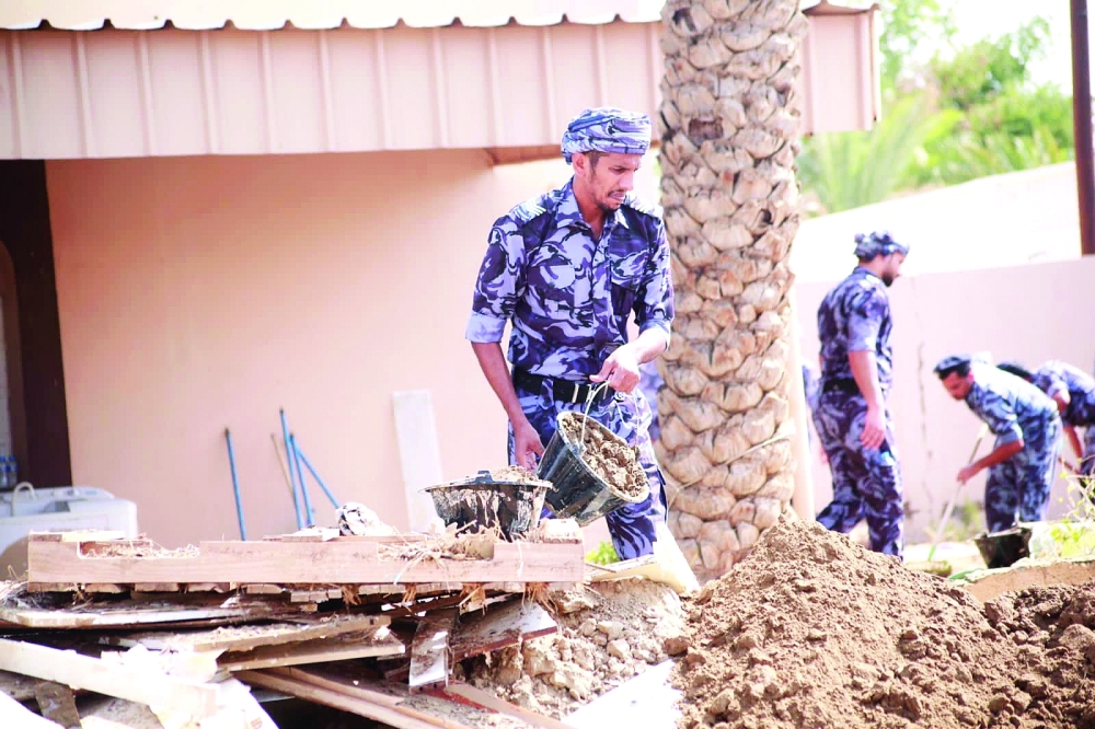 إزالة المخلفات من المنازل