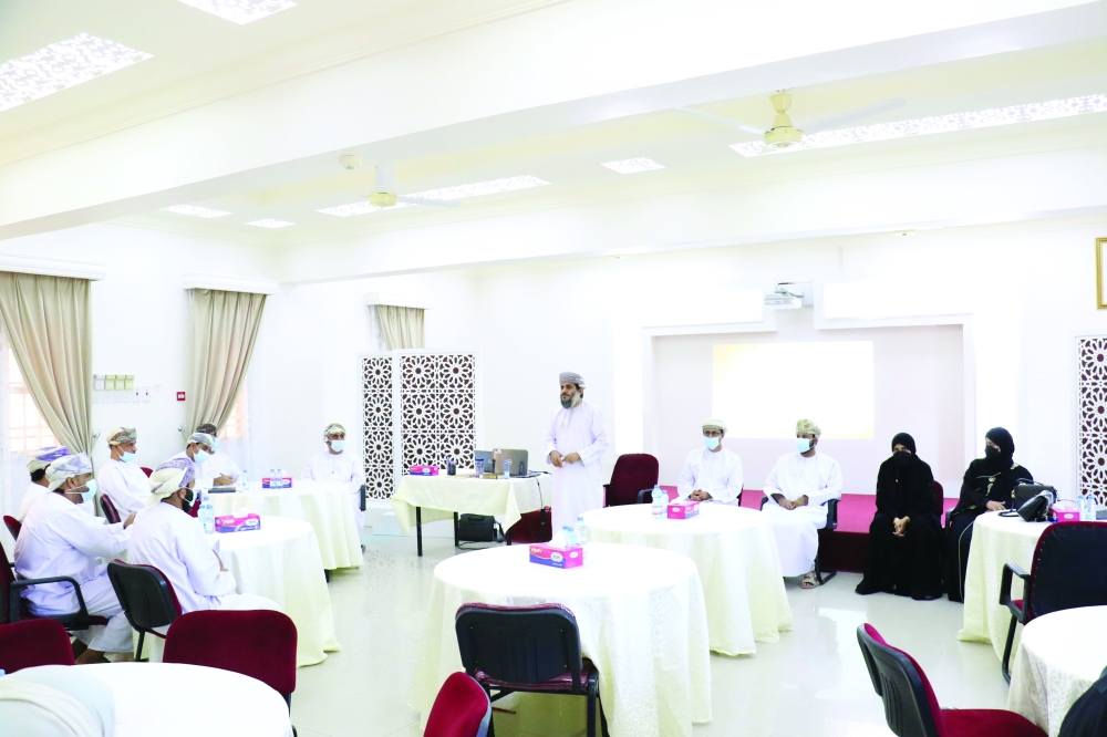المشاركون في البرنامج التدريبي 