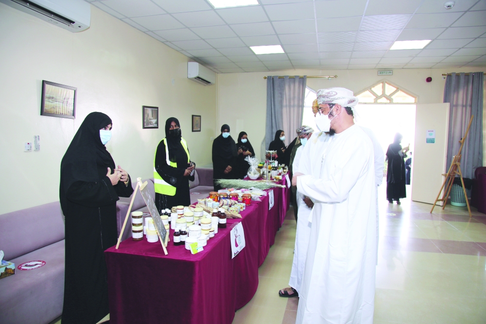 خلال التعرف على أركان المعرض