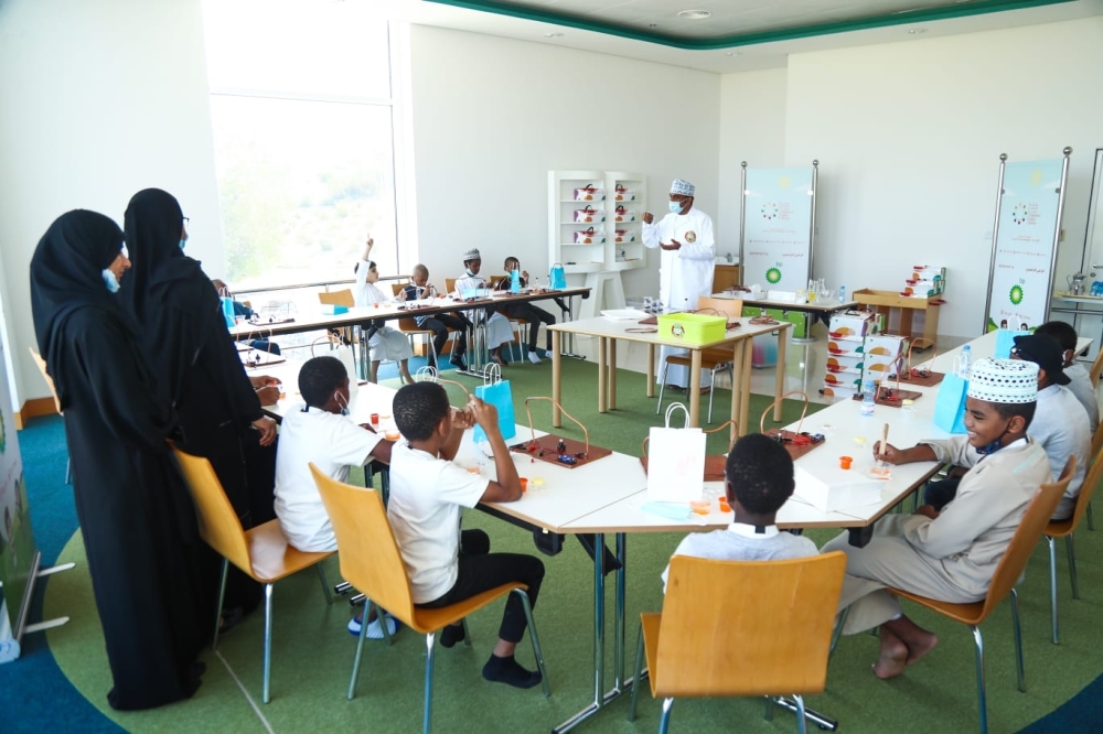 خلال إحدى حلقات العمل