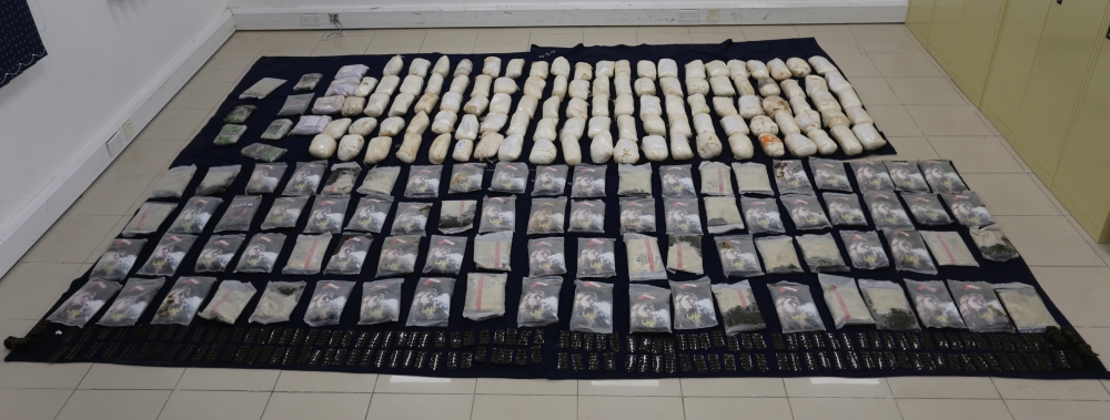 من المضبوطات 