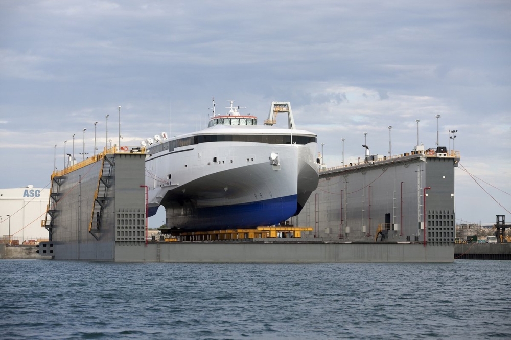 الحوض الجاف