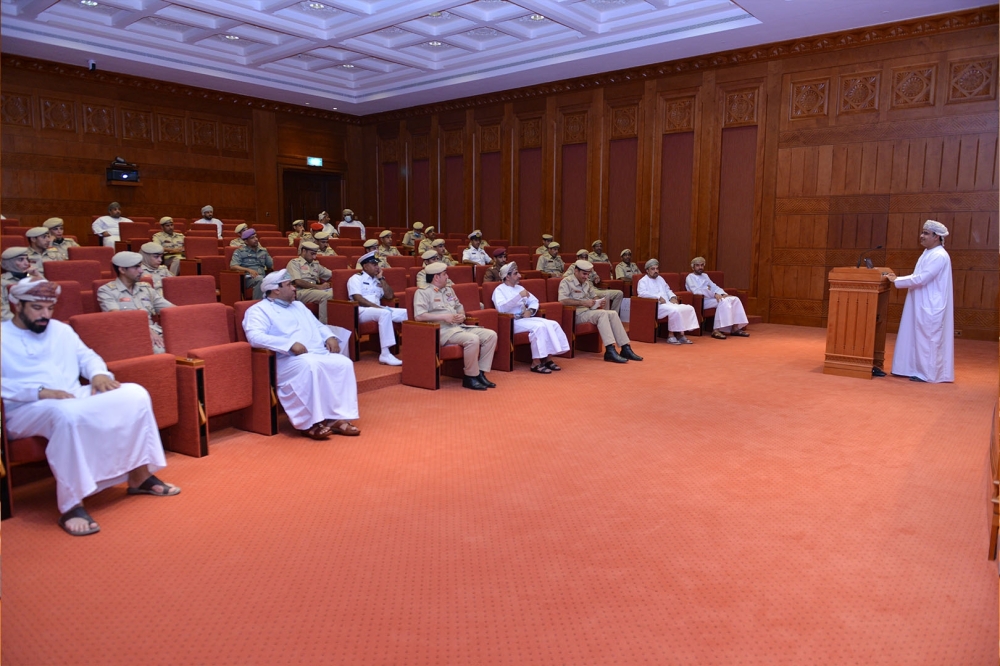  ويزور مجلس الشورى 