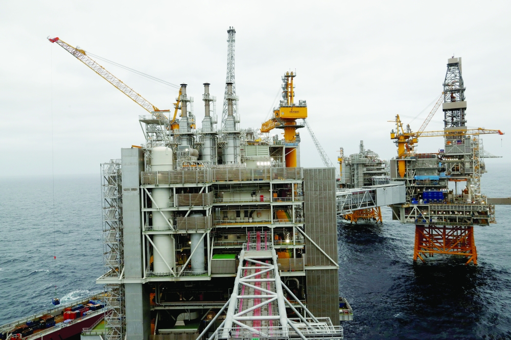 منصات حقول النفط في بحر الشمال بالنرويج. رويترز