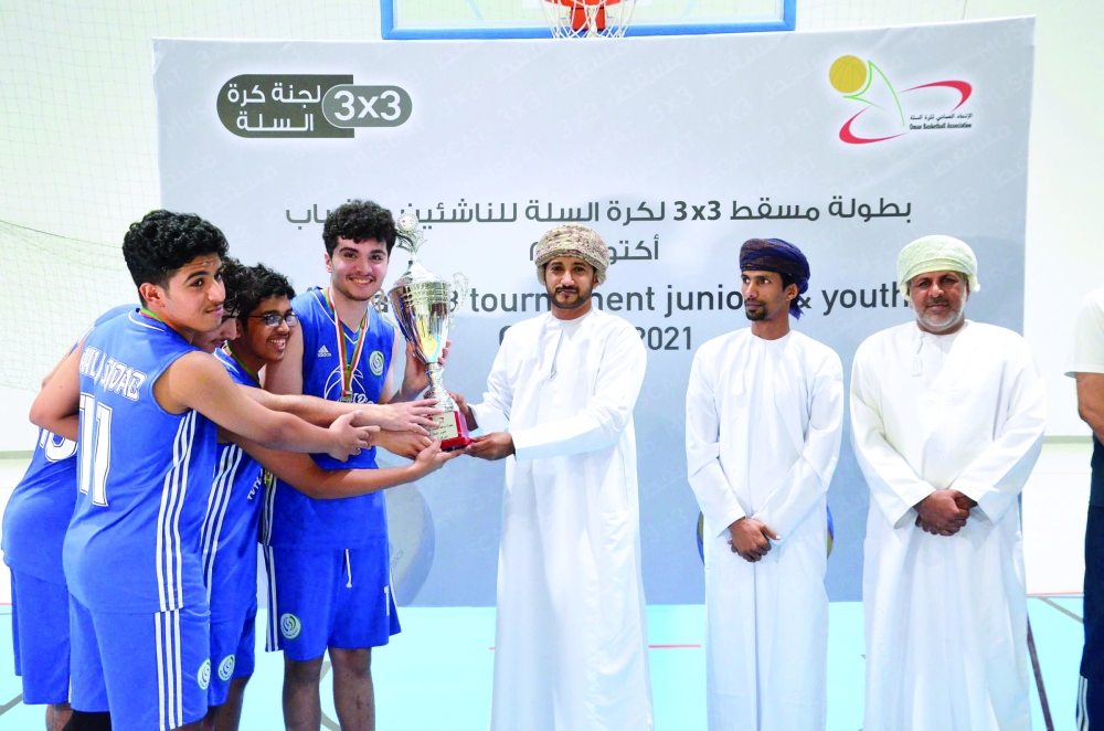 تتويج أهلي سداب بلقب البطولة 