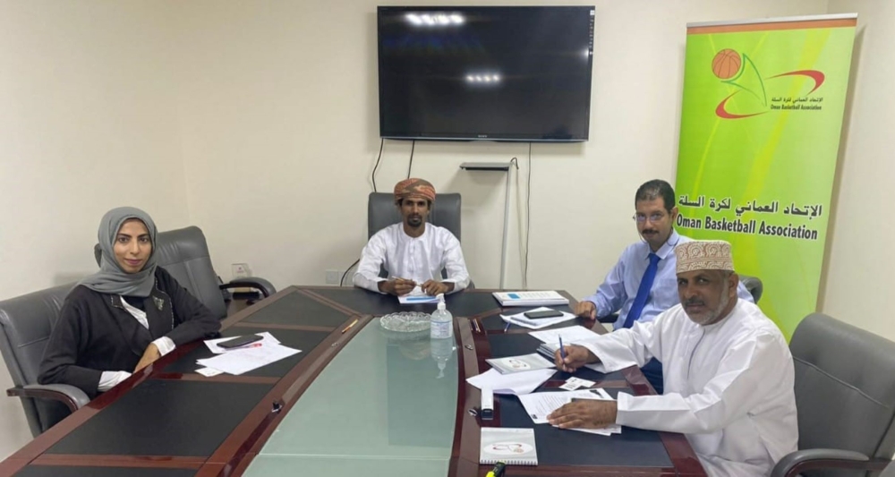 من اجتماع لجنة ثلاثيات السلة