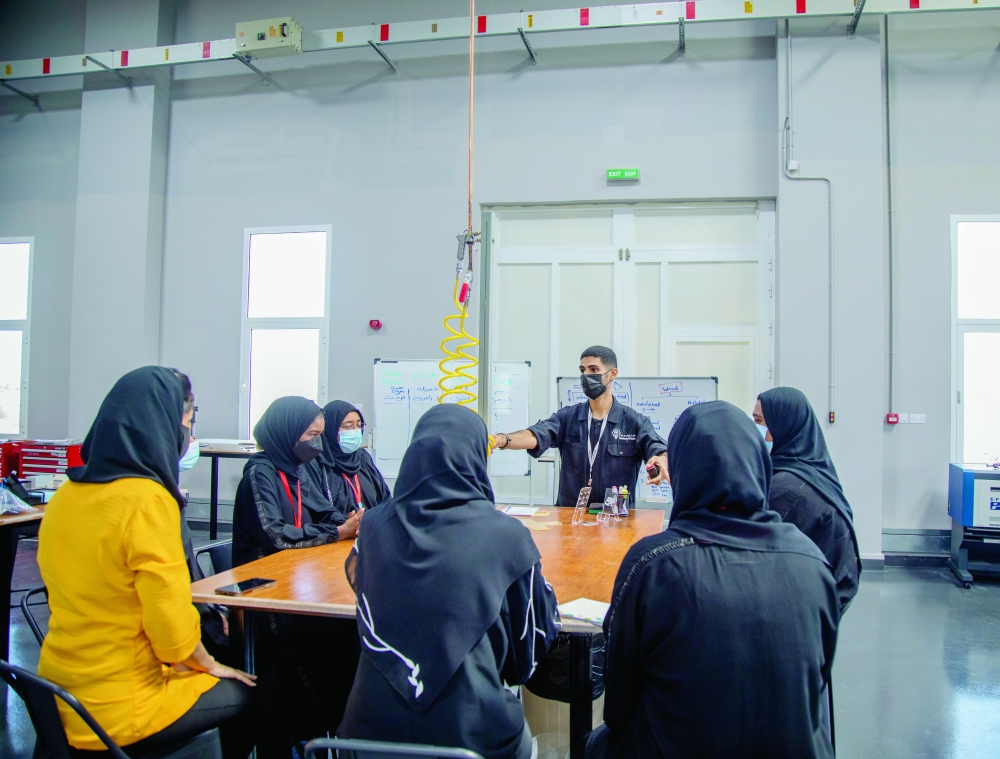 البرنامج يهدف إلى تمكين أفراد وأسر الضمان الاجتماعي ليكونوا معتمدين على أنفسهم معيشيًا،