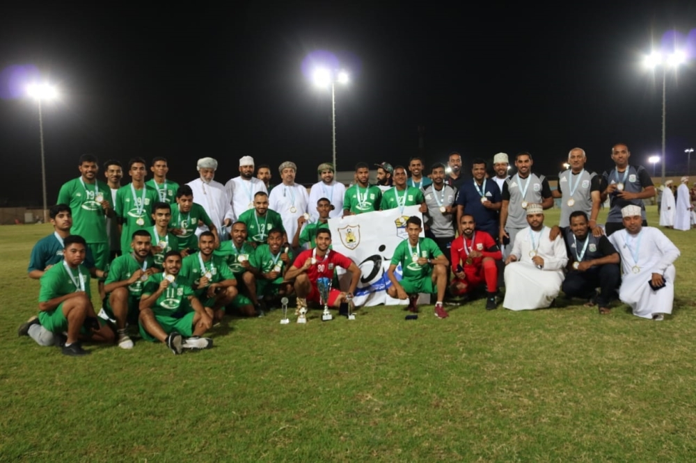 فريق الاتحاد الحاصل على اللقب